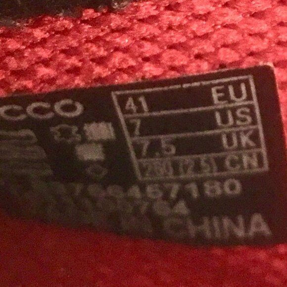 ECCO Men's Unisex Gray Red Trim Athletic Slip-On Sneakers Shoes EU 41 US 8 - Picture 6 of 9